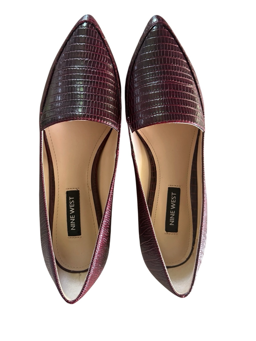 Nine West Burgundy Embossed Reptile Pointed Toe Flats Loafers Size 5M